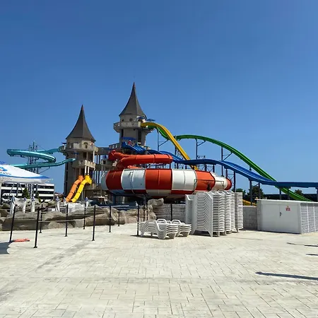 Studio, Sunny Fort, Sunny 써니비치