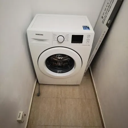 Studio, Sunny Fort, Sunny Lejlighed